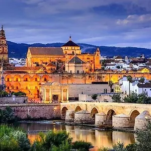Apartamento Apartamento Al-zhára, Junto Puente Romano, Córdoba